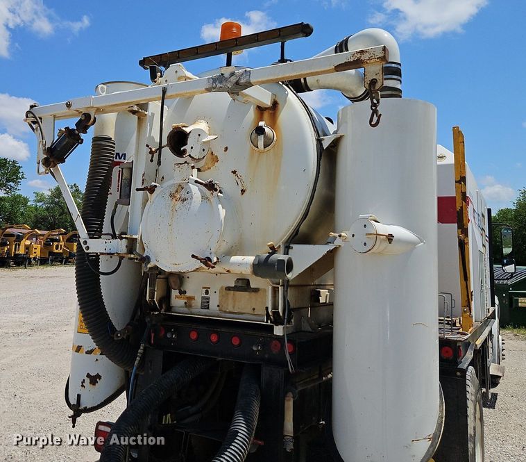 image for item EI3883 2012 Freightliner  Business Class M2 vacuum truck