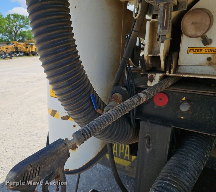 image for item EI3883 2012 Freightliner  Business Class M2 vacuum truck