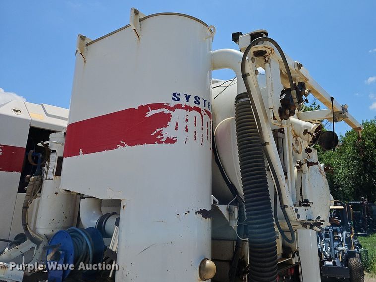 image for item EI3883 2012 Freightliner  Business Class M2 vacuum truck