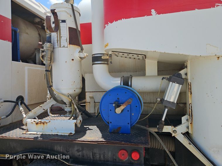 image for item EI3883 2012 Freightliner  Business Class M2 vacuum truck