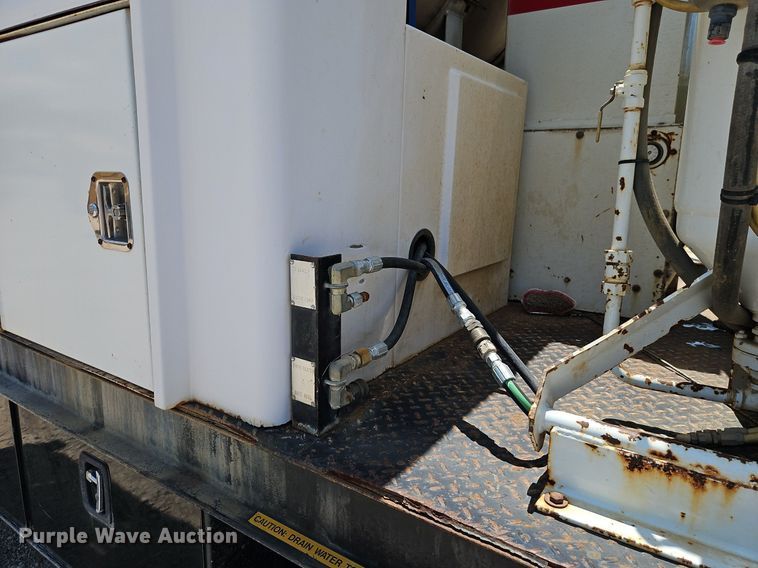 image for item EI3883 2012 Freightliner  Business Class M2 vacuum truck