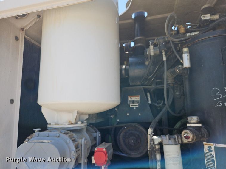 image for item EI3883 2012 Freightliner  Business Class M2 vacuum truck