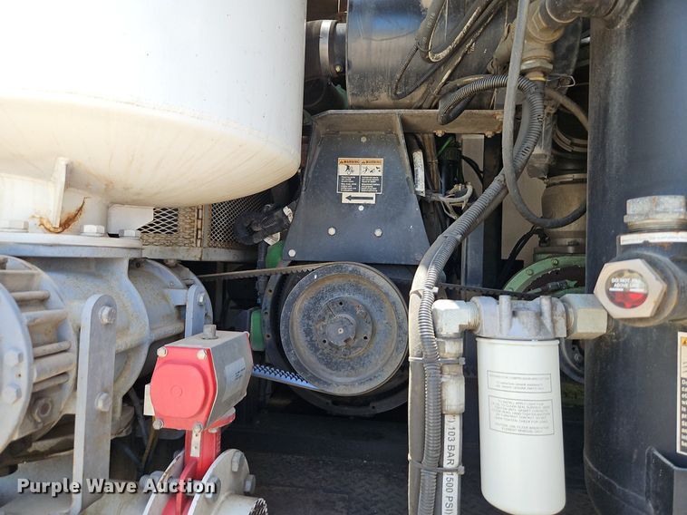 image for item EI3883 2012 Freightliner  Business Class M2 vacuum truck