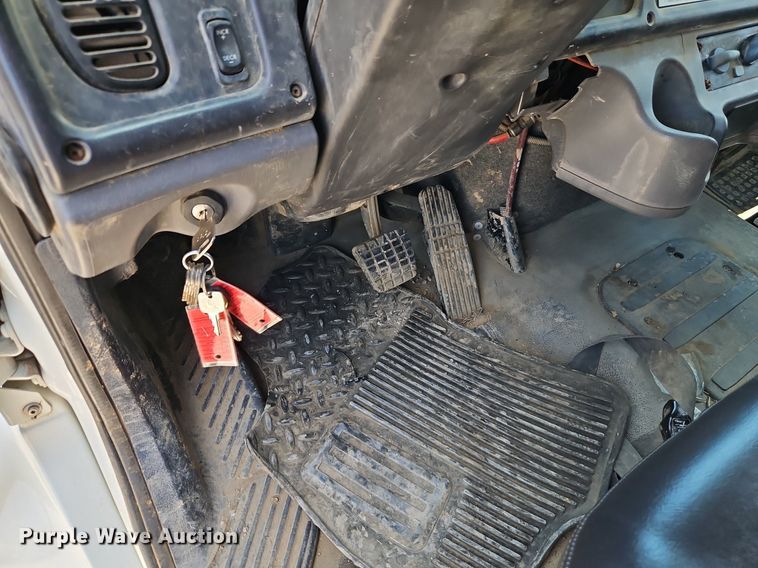 image for item EI3883 2012 Freightliner  Business Class M2 vacuum truck