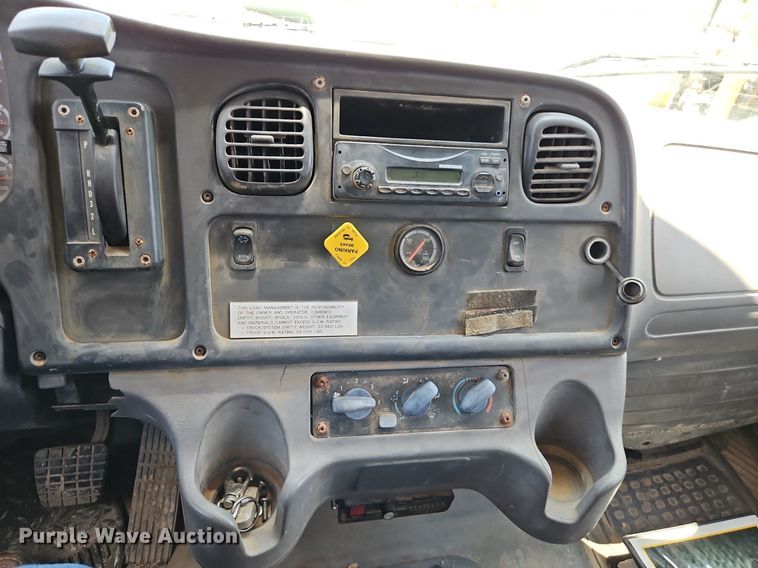 image for item EI3883 2012 Freightliner  Business Class M2 vacuum truck