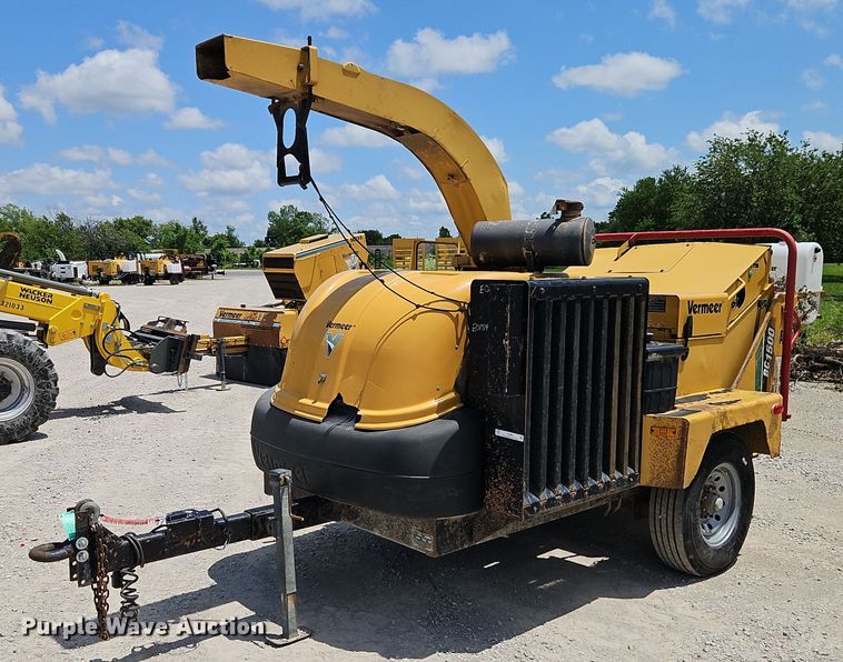 image for item EI3884 2012 Vermeer  BC1500 wood chipper
