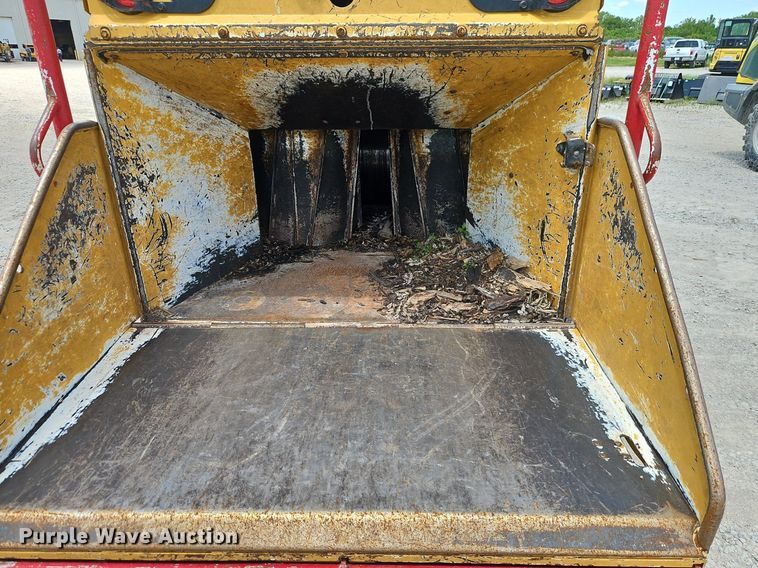 image for item EI3884 2012 Vermeer  BC1500 wood chipper