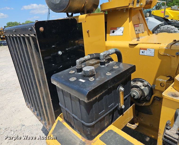 image for item EI3884 2012 Vermeer  BC1500 wood chipper