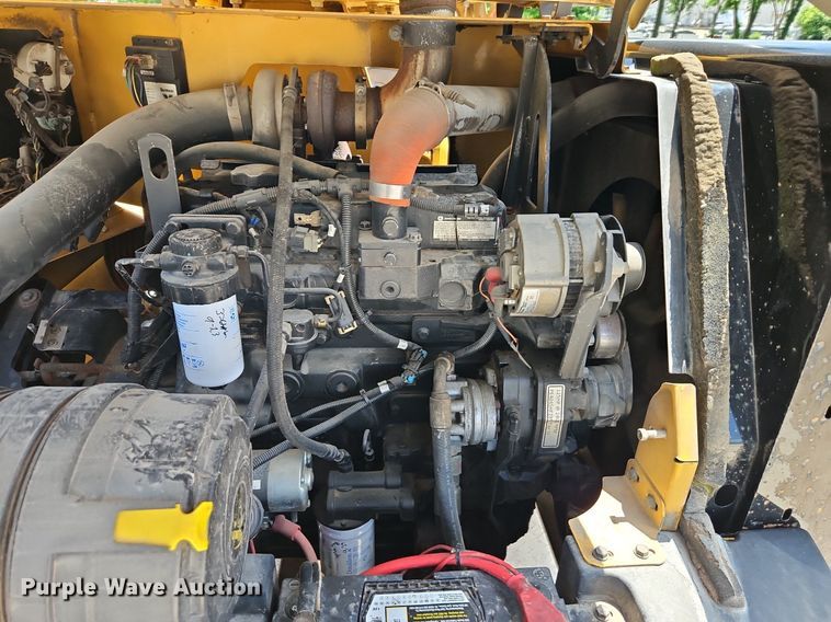 image for item EI3884 2012 Vermeer  BC1500 wood chipper