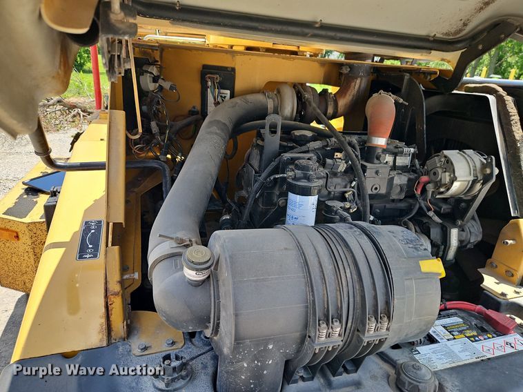 image for item EI3884 2012 Vermeer  BC1500 wood chipper