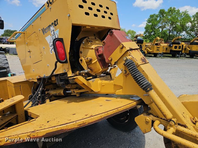 image for item EI3885 1999 Vermeer  SC752 stump grinder