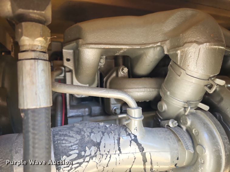 image for item EI3885 1999 Vermeer  SC752 stump grinder