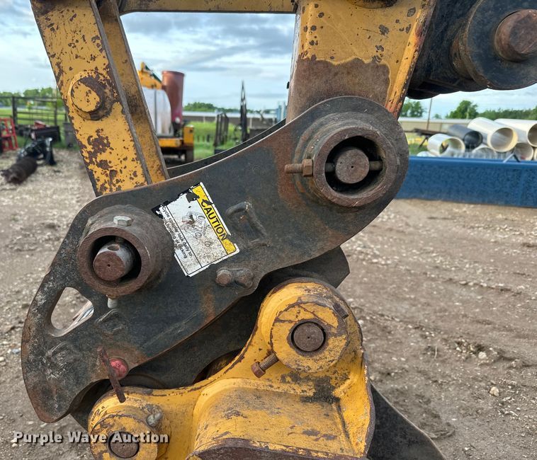 image for item EJ2795 2006 Caterpillar 308C mini excavator