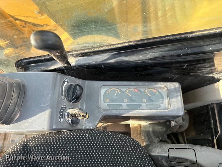 image for item EJ2795 2006 Caterpillar 308C mini excavator