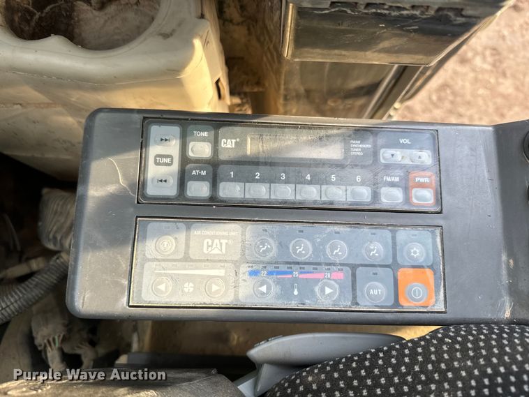 image for item EJ2795 2006 Caterpillar 308C mini excavator