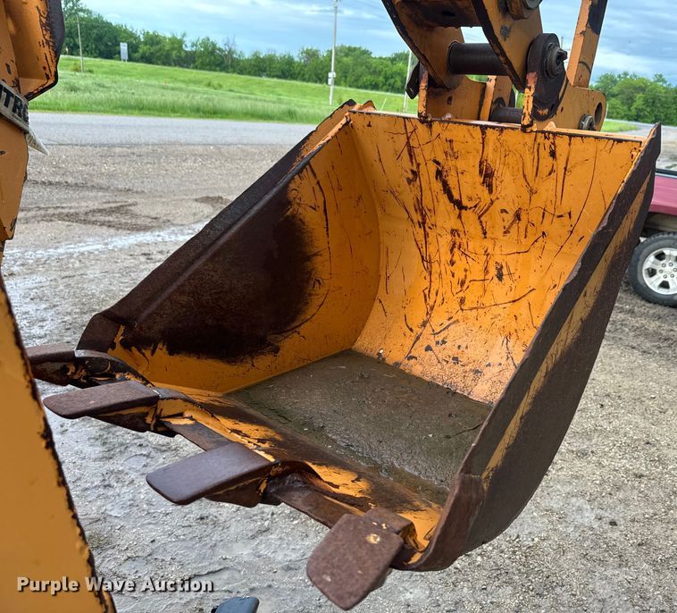 image for item EJ2796 2007 Astec RT1160 trencher