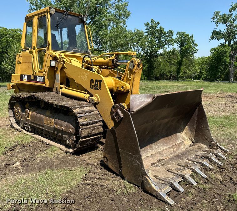image for item EJ2814 1995 Caterpillar  963 B track loader