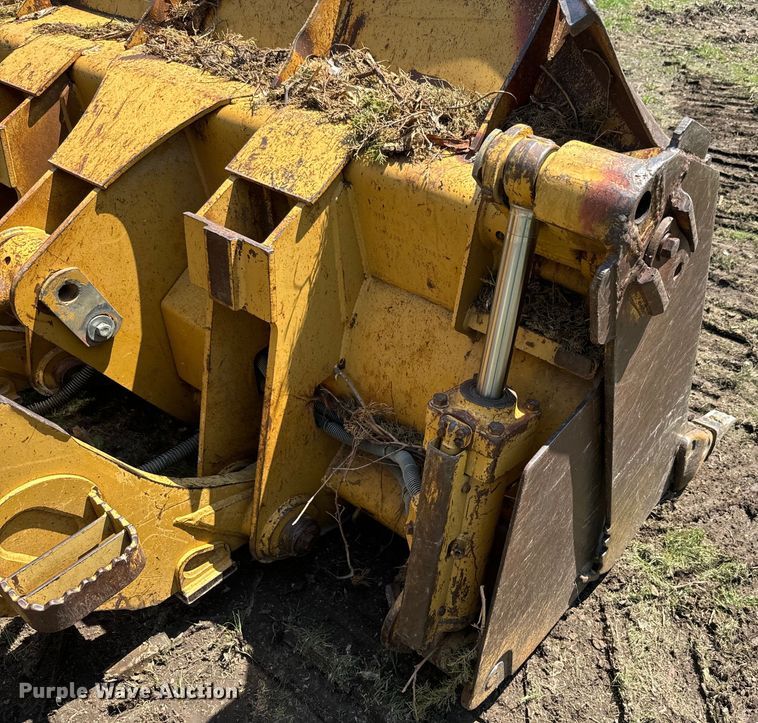 image for item EJ2814 1995 Caterpillar  963 B track loader