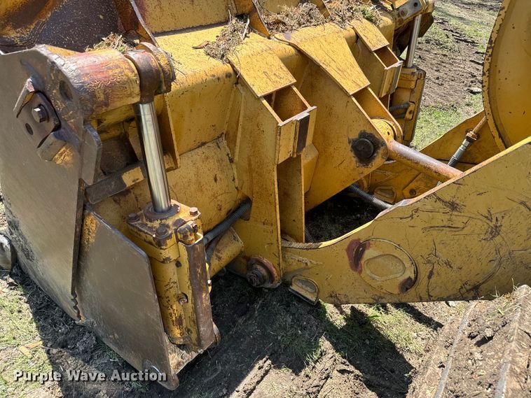 image for item EJ2814 1995 Caterpillar  963 B track loader