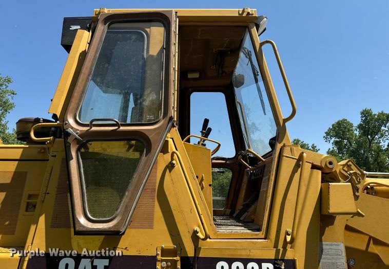image for item EJ2814 1995 Caterpillar  963 B track loader