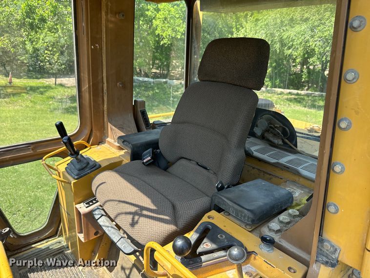 image for item EJ2814 1995 Caterpillar  963 B track loader