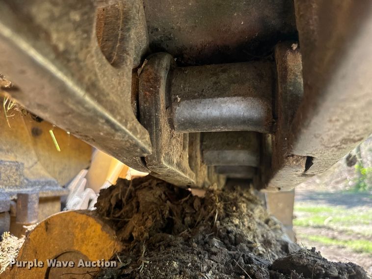 image for item EJ2814 1995 Caterpillar  963 B track loader