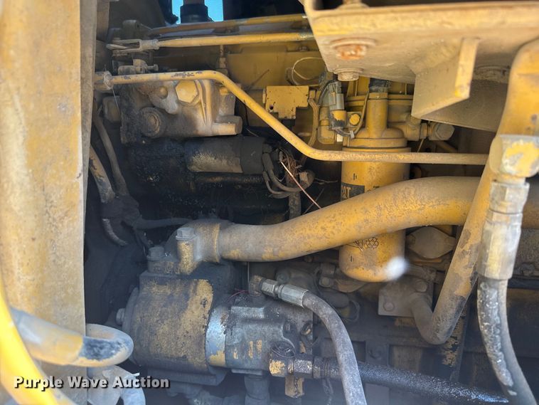 image for item EJ2814 1995 Caterpillar  963 B track loader