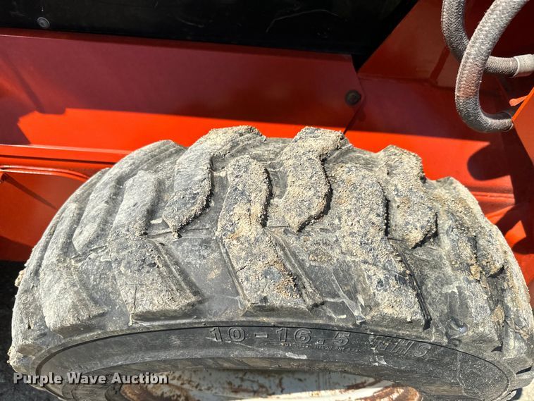 image for item EJ2832 Scat Trak 1300c skid steer loader