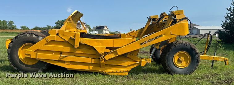 image for item EJ2833 Allis Chalmers AC108 scraper