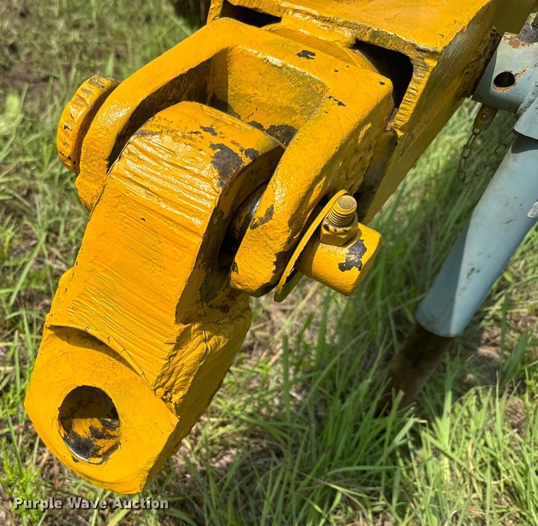 image for item EJ2833 Allis Chalmers AC108 scraper