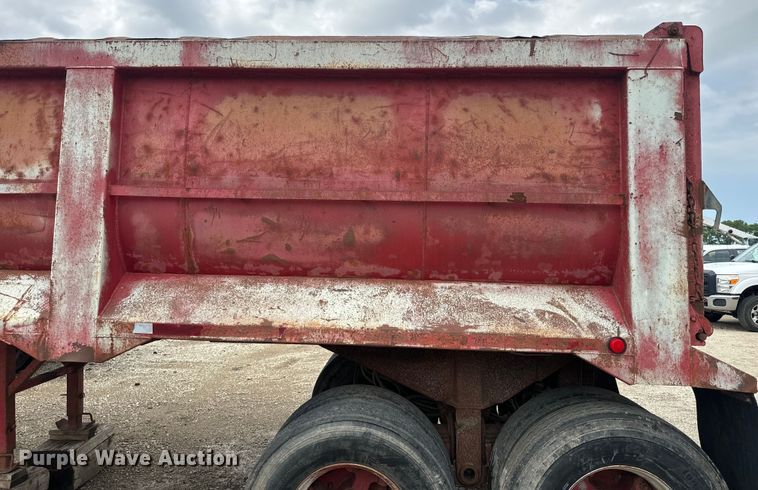 image for item EJ2835 1995 Hilbilt end dump trailer