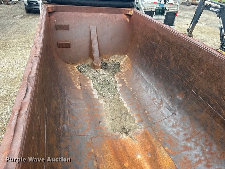 image for item EJ2835 1995 Hilbilt end dump trailer