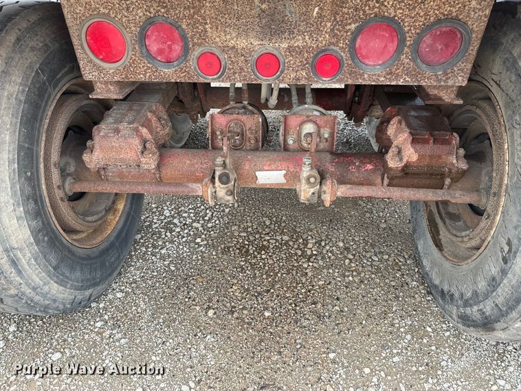 image for item EJ2835 1995 Hilbilt end dump trailer