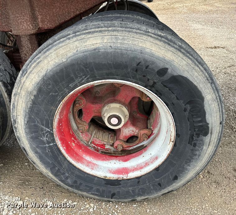 image for item EJ2835 1995 Hilbilt end dump trailer