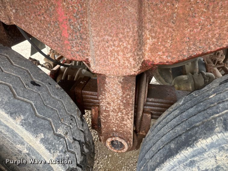 image for item EJ2835 1995 Hilbilt end dump trailer