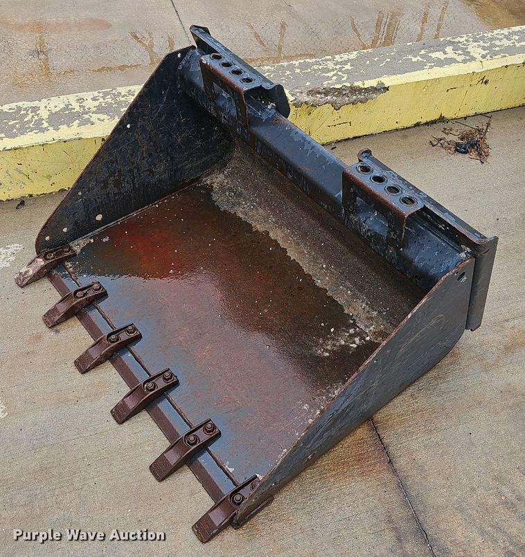 image for item EJ5374 2019 Bobcat  S70 skid steer loader