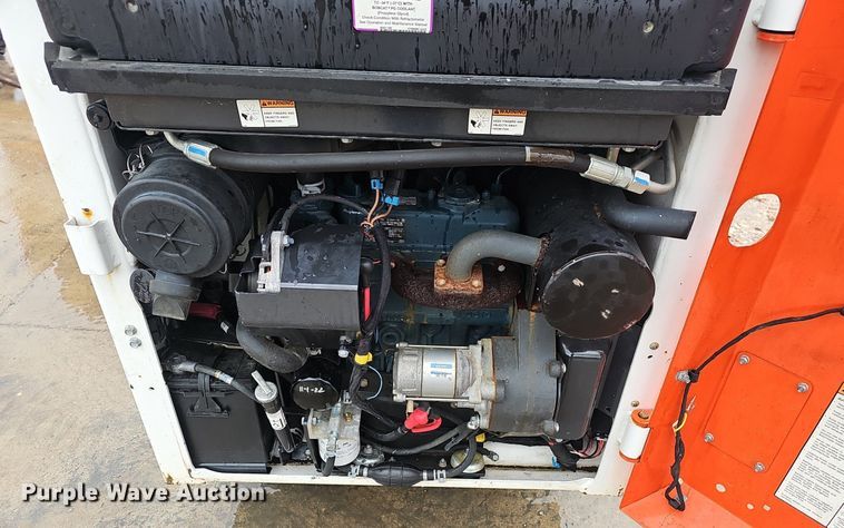 image for item EJ5374 2019 Bobcat  S70 skid steer loader