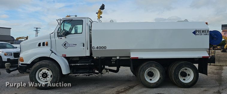 image for item EJ5445 2005 Sterling  LT9500 water truck