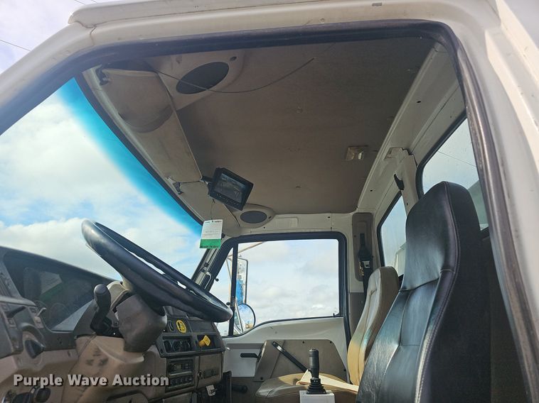 image for item EJ5445 2005 Sterling  LT9500 water truck