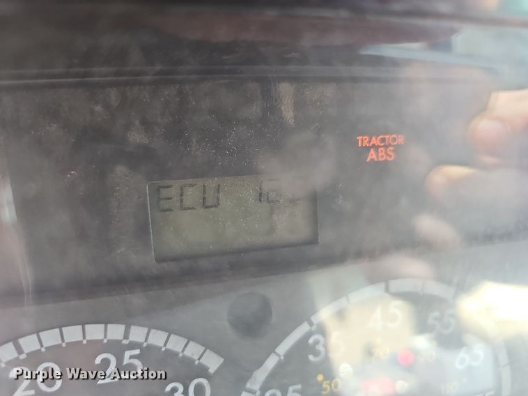 image for item EJ5445 2005 Sterling  LT9500 water truck