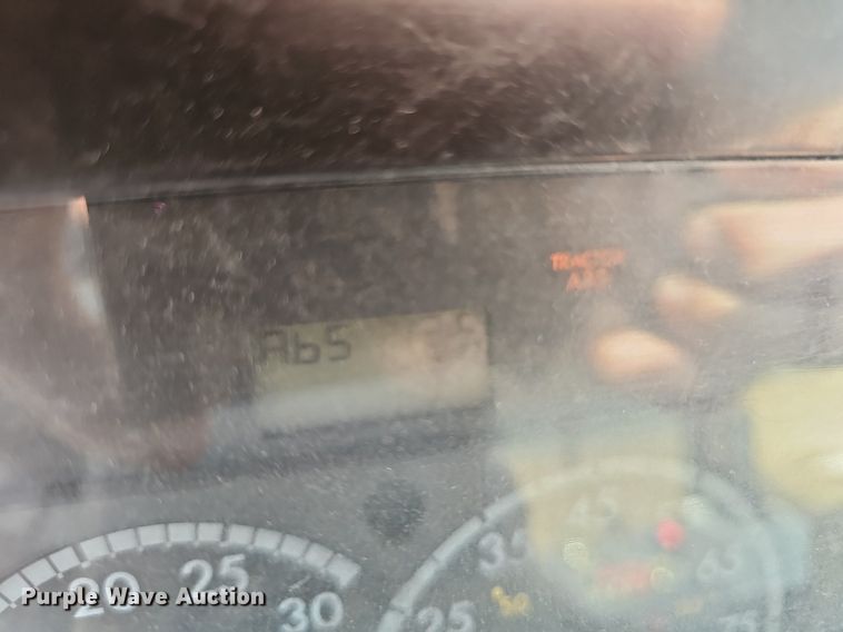 image for item EJ5445 2005 Sterling  LT9500 water truck