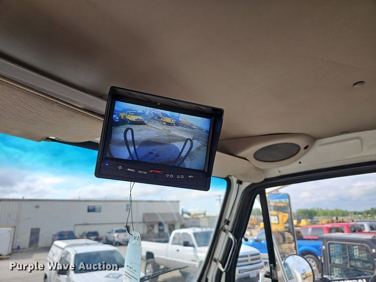 image for item EJ5445 2005 Sterling  LT9500 water truck