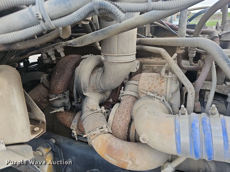 image for item EJ5445 2005 Sterling  LT9500 water truck