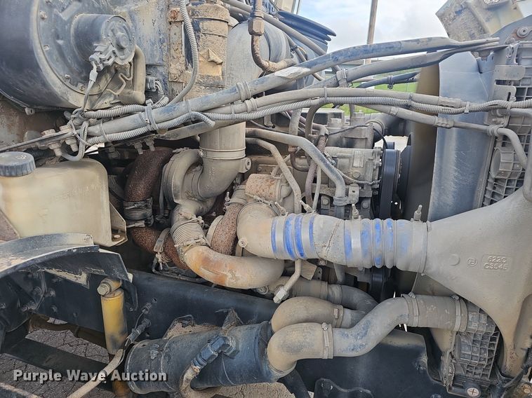 image for item EJ5445 2005 Sterling  LT9500 water truck