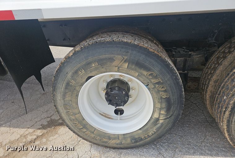 image for item EJ5445 2005 Sterling  LT9500 water truck