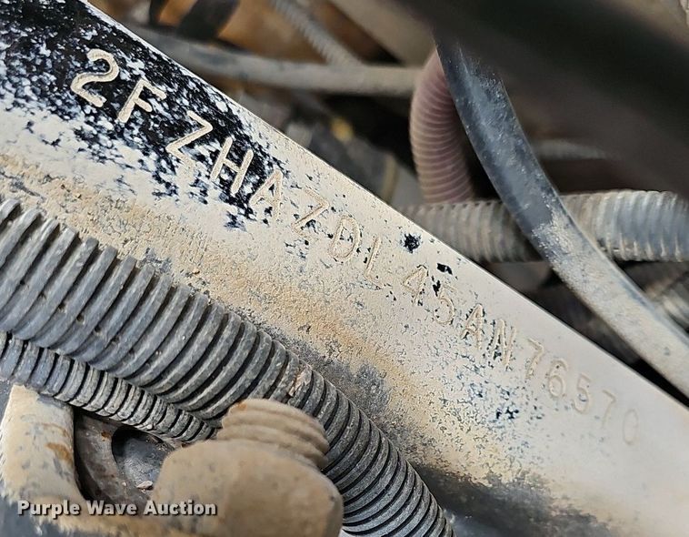 image for item EJ5445 2005 Sterling  LT9500 water truck