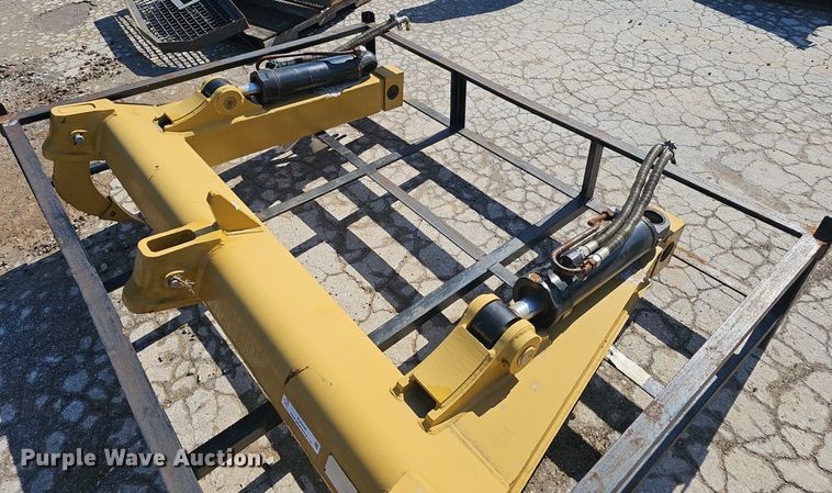 image for item EJ5446 Ironquip 953D  ripper