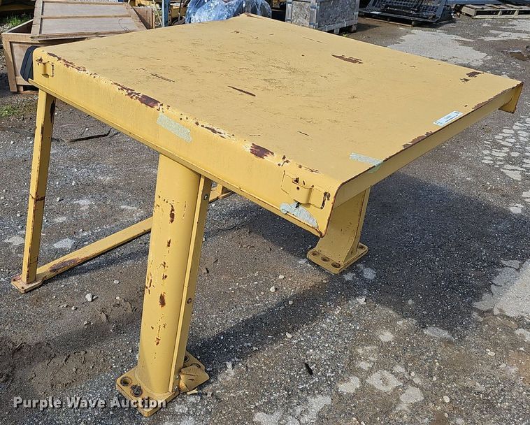 image for item EJ5460 Caterpillar  963A rops