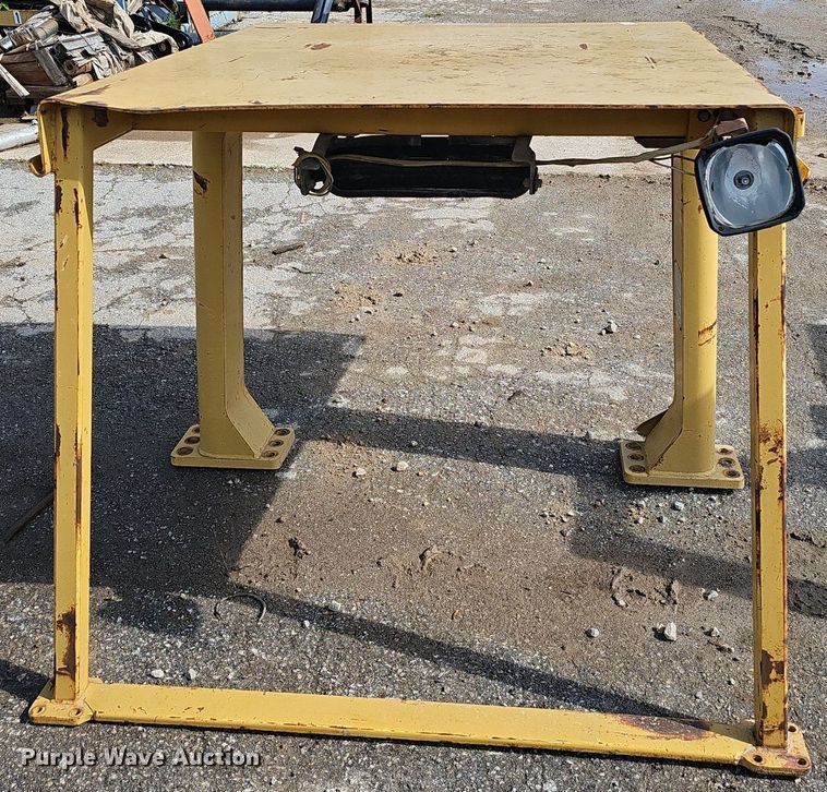 image for item EJ5460 Caterpillar  963A rops