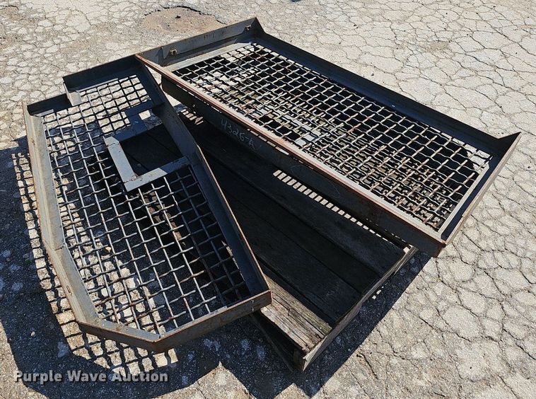 image for item EJ5462 Caterpillar  D5  screen